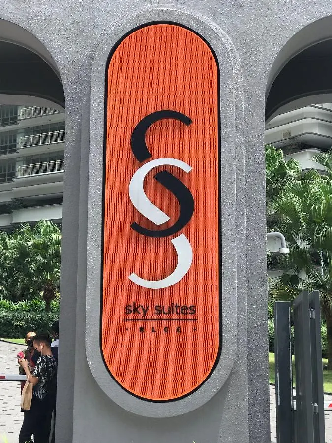 Apartment Queens Service Suites At Sky Suites Klcc Kuala Lumpur