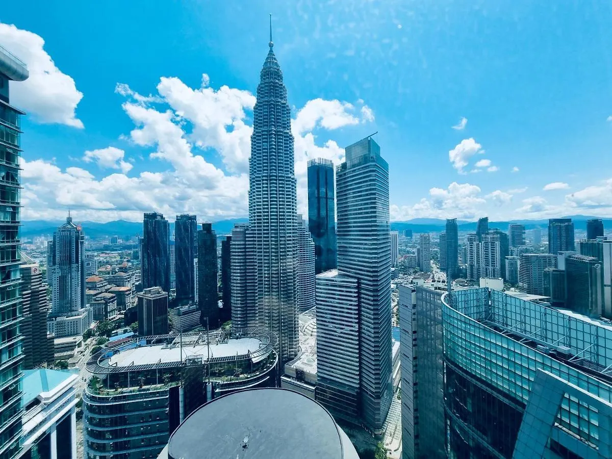 Apartment Queens Service Suites At Sky Suites Klcc Kuala Lumpur