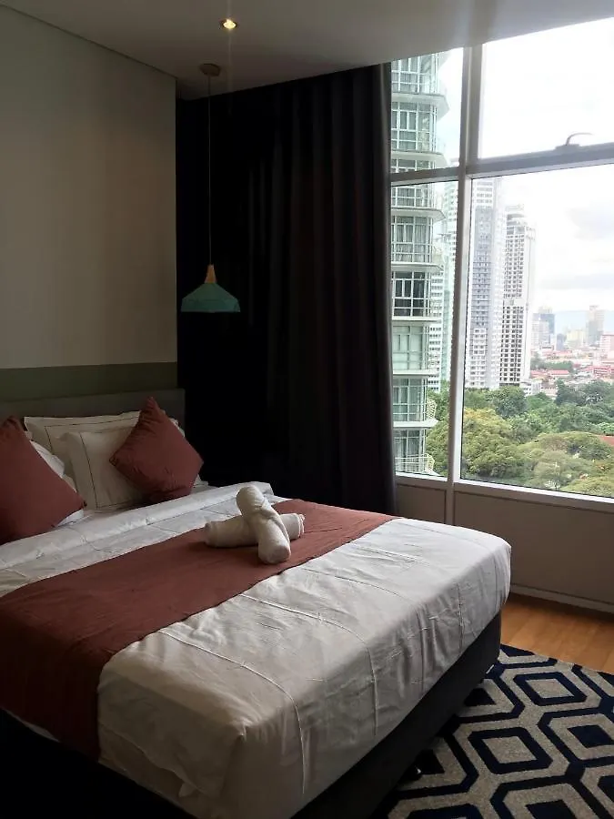 Apartment Queens Service Suites At Sky Suites Klcc Kuala Lumpur